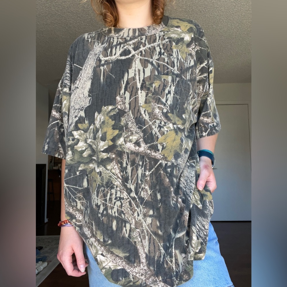 Vintage Oversized Camo T-shirt